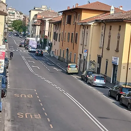 Dagoma Home - Your Stay In Bergamo, Parking & More Apartment *