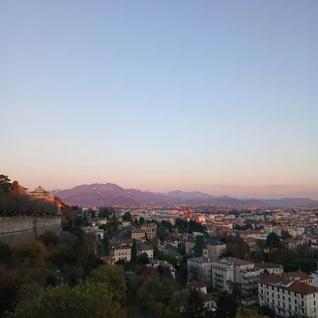 Dagoma Home - Your Stay In Bergamo, Parking & More Apartment Bergamo