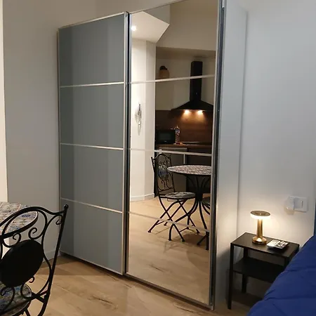 Dagoma - Wi-fi, Transfer E Late Check-in A Apartmán